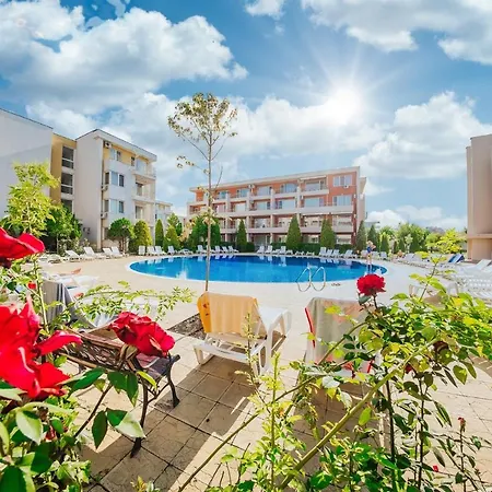 Nessebar Club - Prestige Apartmán *